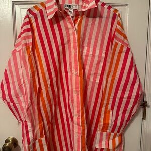 Pretty colored button up